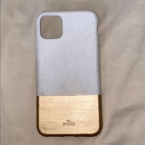 Pela iPhone 11 pro max case